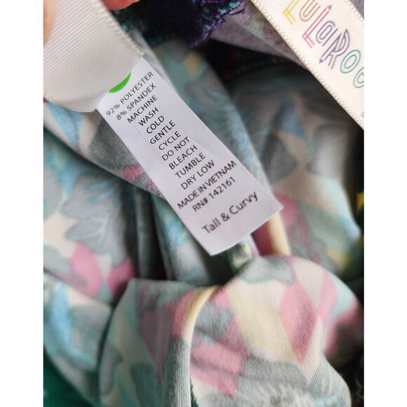 LuLaRoe-Leggings-Long Length-Different Patterns-2 @ Tall & Curvy-1 @ One Size - Picture 14 of 15